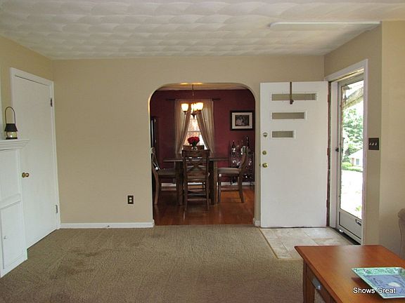 3rd image of 2627 Westhampton Ave SW