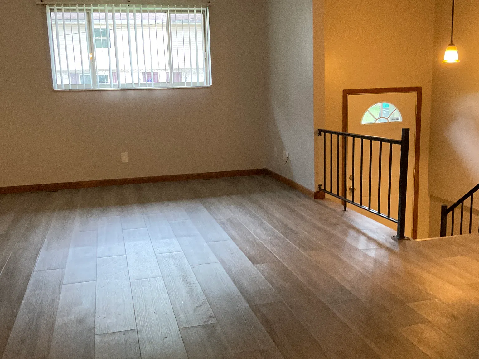 2 bed, 1.5 bath, 1000 sqft, $1,000 — Photo 4