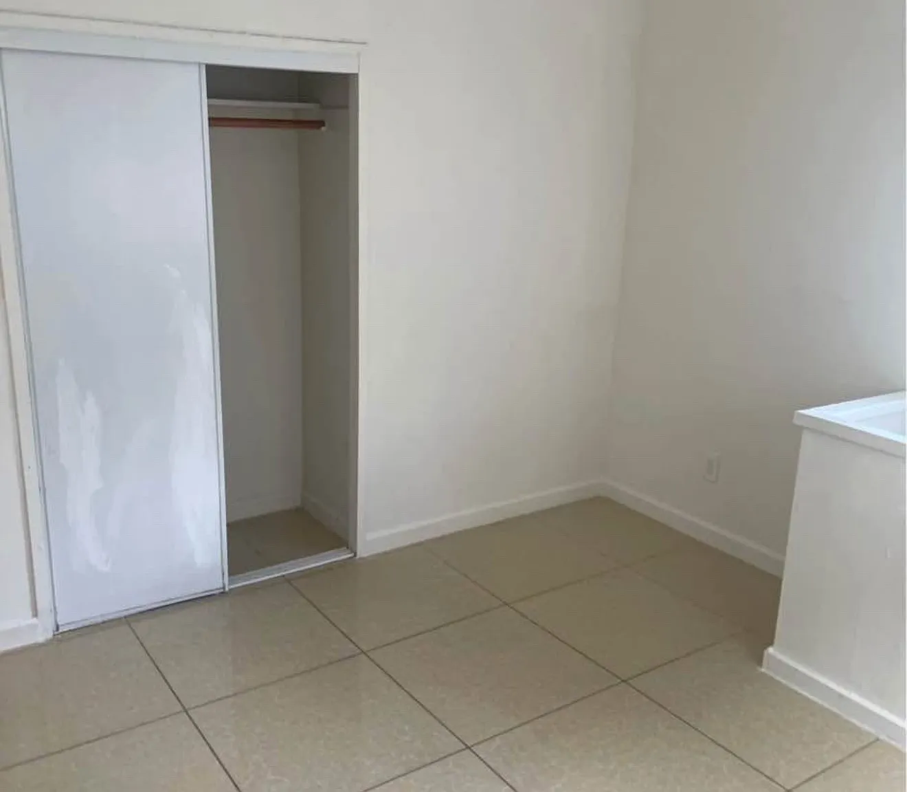 2 bed, 600 sqft, $2,150 — Photo 2