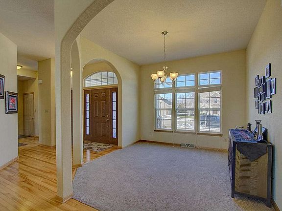 2nd image of 1705 Rockridge Way