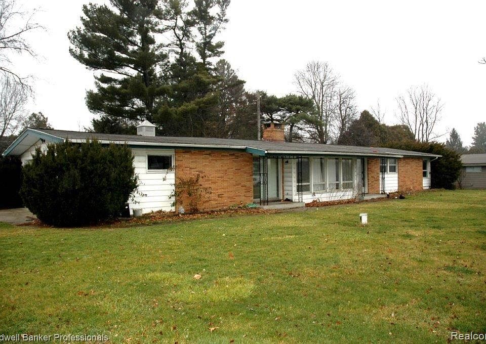 1192 S Lapeer Rd, Lapeer, MI 48446 MLS 20230002812 Zillow