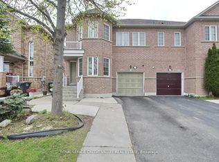 4 Kanata Rd, Brampton, ON L7A 3R2