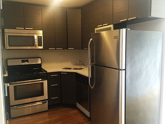 2nd image of 733 Lafayette Ave APT 3A