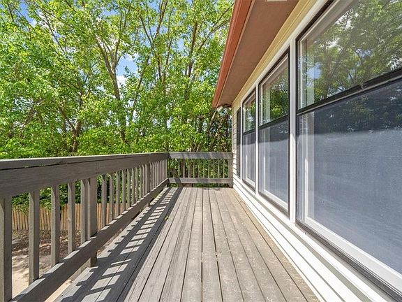 3rd image of 4234 Dodson Ave