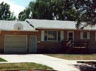 1210 12th St NE, Aberdeen, SD 57401