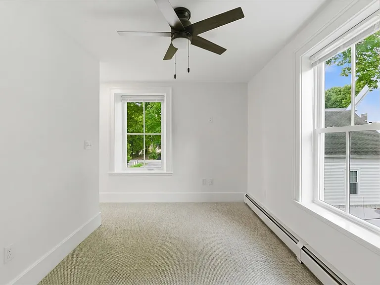 16 Central St #4 — Photo 18