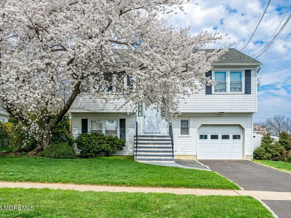 864 Malden Drive, Cliffwood Beach, NJ 07735