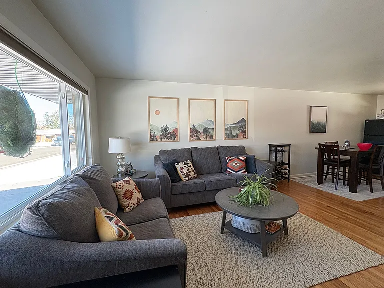 3378 W Saratoga Ave — Photo 8