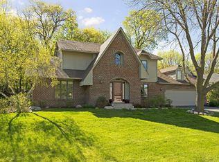 6471 Fox Path, Chanhassen, MN 55317
