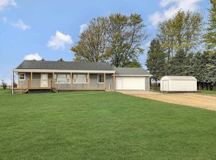 4494 S Hamm Rd, Freeport, IL 61032