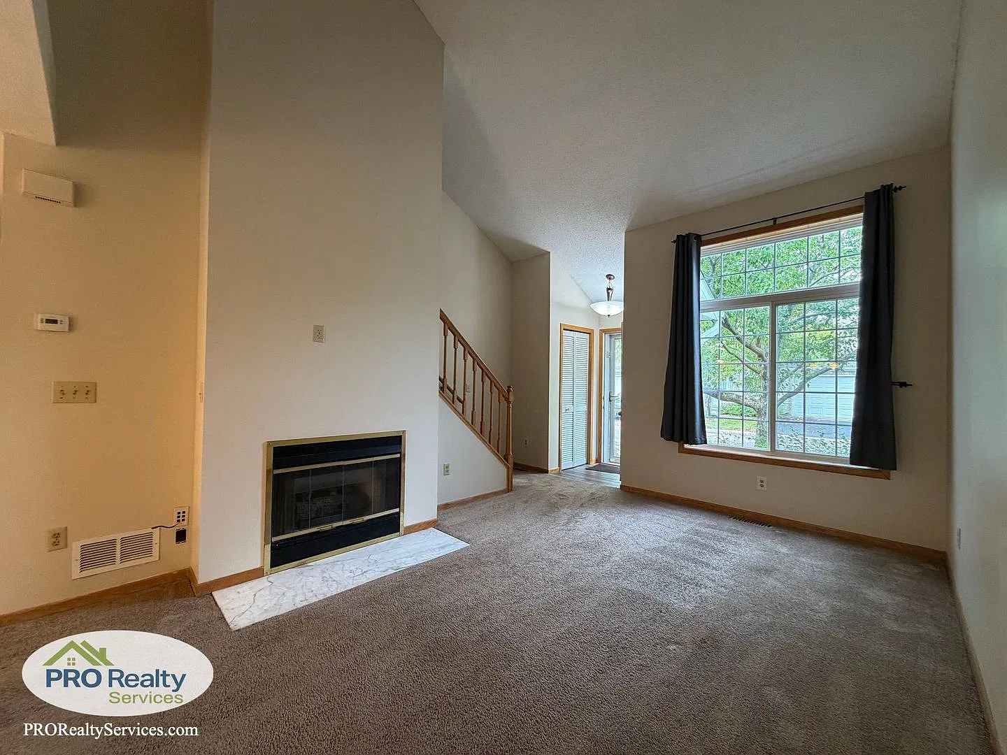 2 Bedroom Townhome in Woodbury — Photo 1