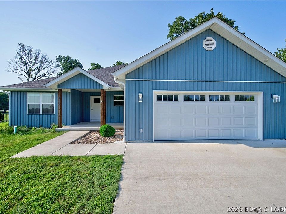 1st image of 409 Cobb Dr