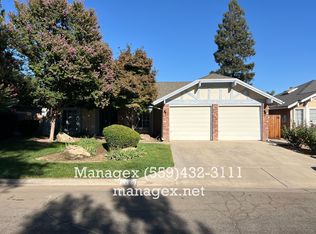 8542 N Rowell Ave, Fresno, CA