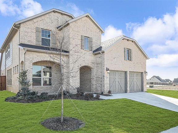 2nd image of 1705 Briscoe Dr