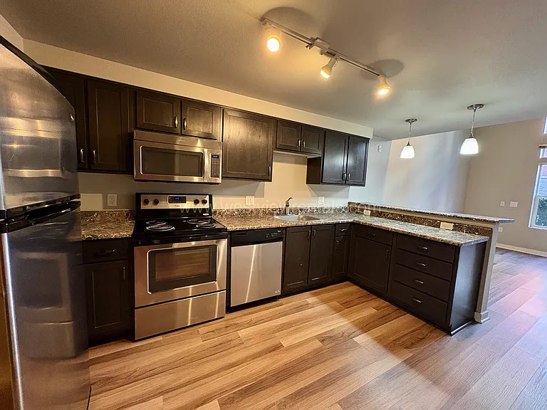 1010 Railroad Ave — Photo 246