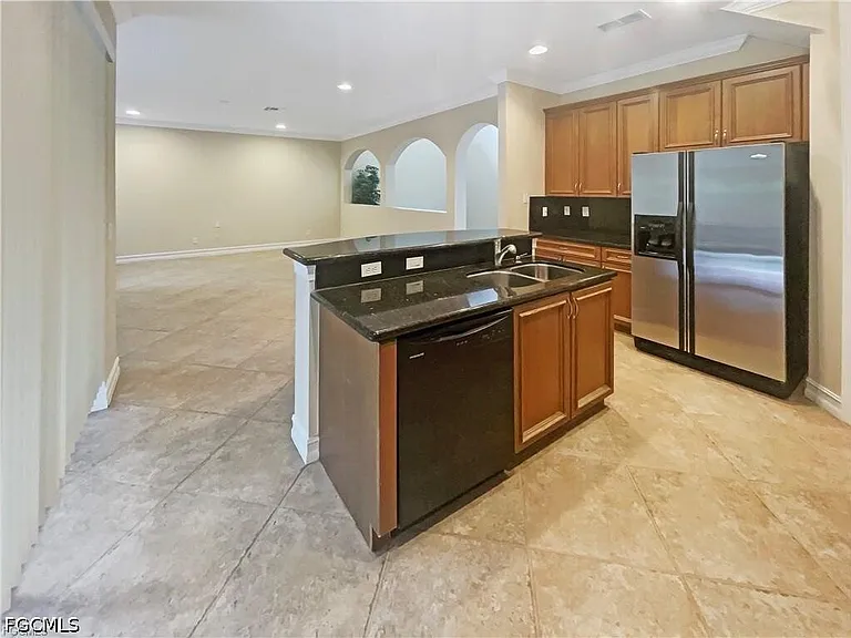 10257 Silver Palm Dr — Photo 9
