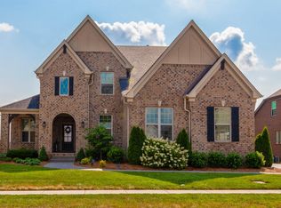 404 Larkhill Ln, Nolensville, TN 37135