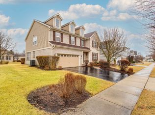 2309 Sarazen Dr, Vernon Hills, IL