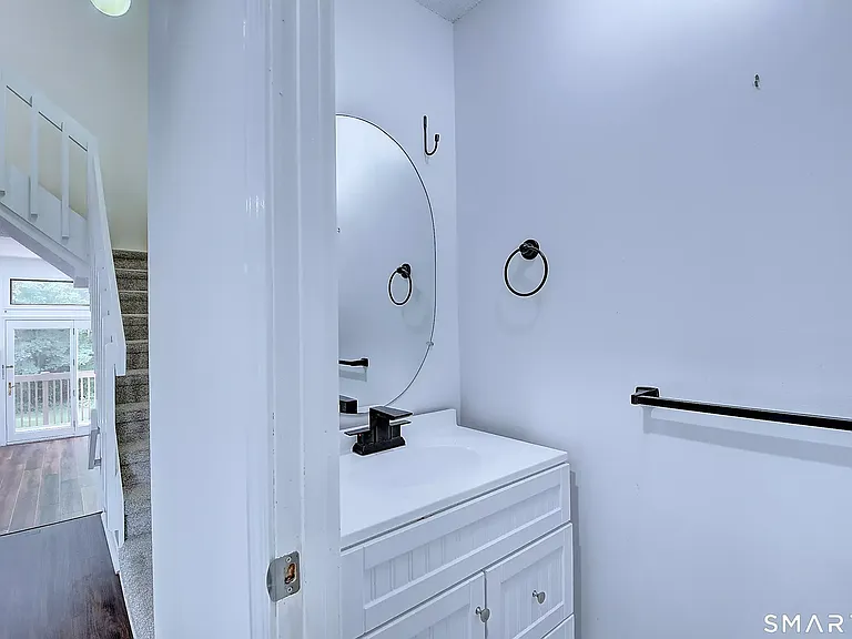 1308 Mill Pond Dr — Photo 18