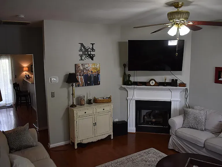 608 Stone Village Dr — Photo 4