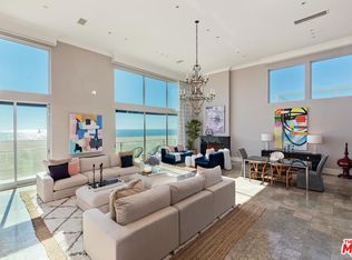 1 Topsail St APT 302, Marina Del Rey, CA 90292