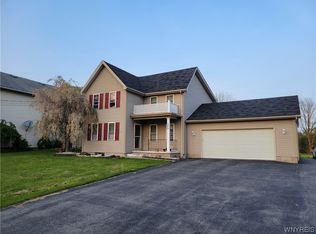 338 N Adam St, Lockport, NY 14094