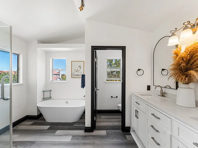 43721 Yaffa St — Photo 42