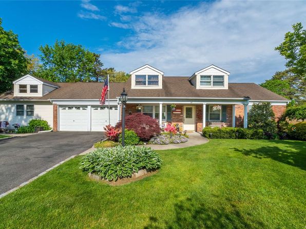 Coram Real Estate Coram Ny Homes For Sale Zillow