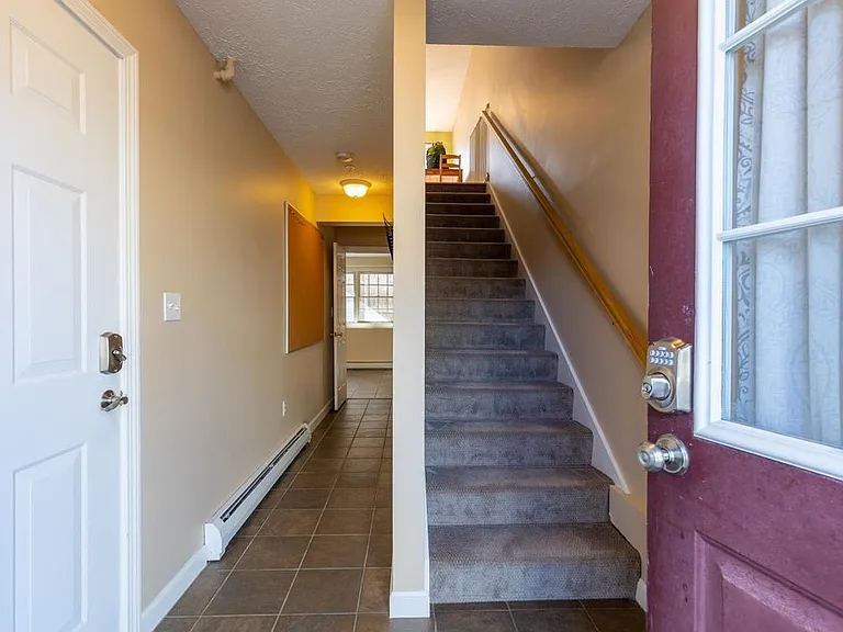 204 Washington St #3 — Photo 18