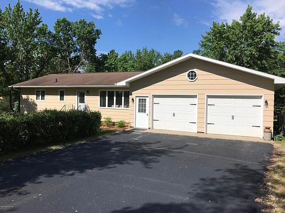 2nd image of 13046 Merry Meadows Ln