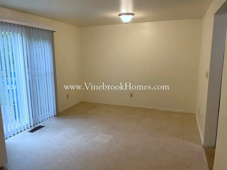 8137 Mount Aetna St — Photo 5