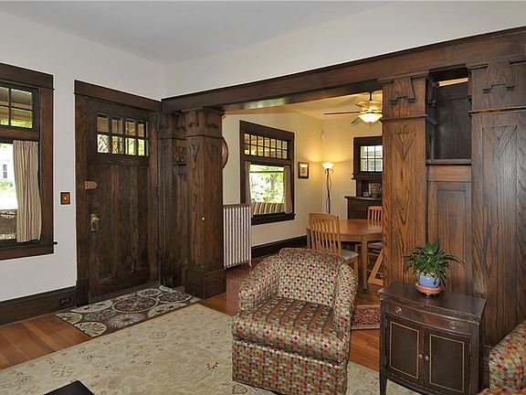 3rd image of 1631 Hague Ave
