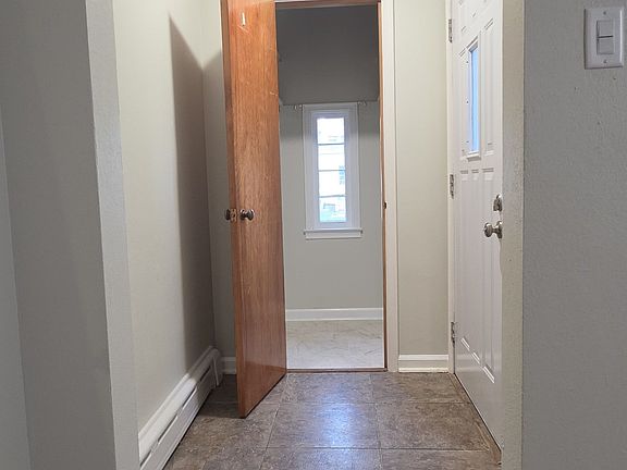 5th image of 214 S 1st St