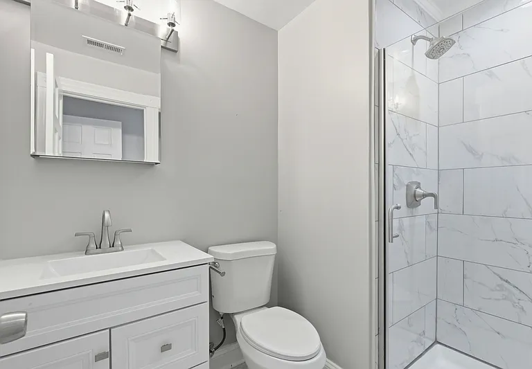 2215 E Biddle St — Photo 8