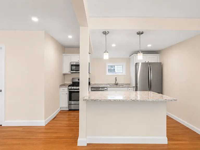 39 Forest St #39A — Photo 2