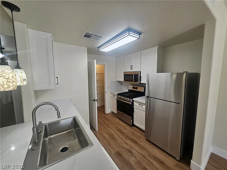 8250 N Grand Canyon Dr #2106 — Photo 3