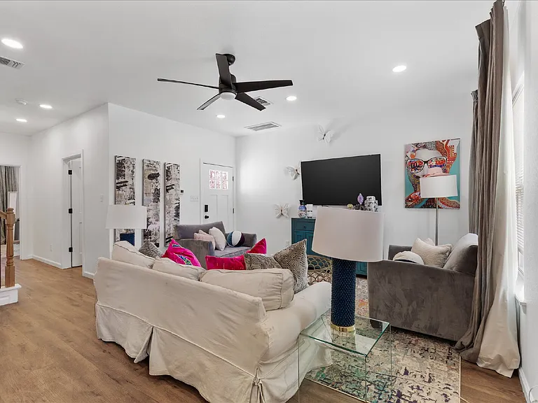 3517 Mission St — Photo 5