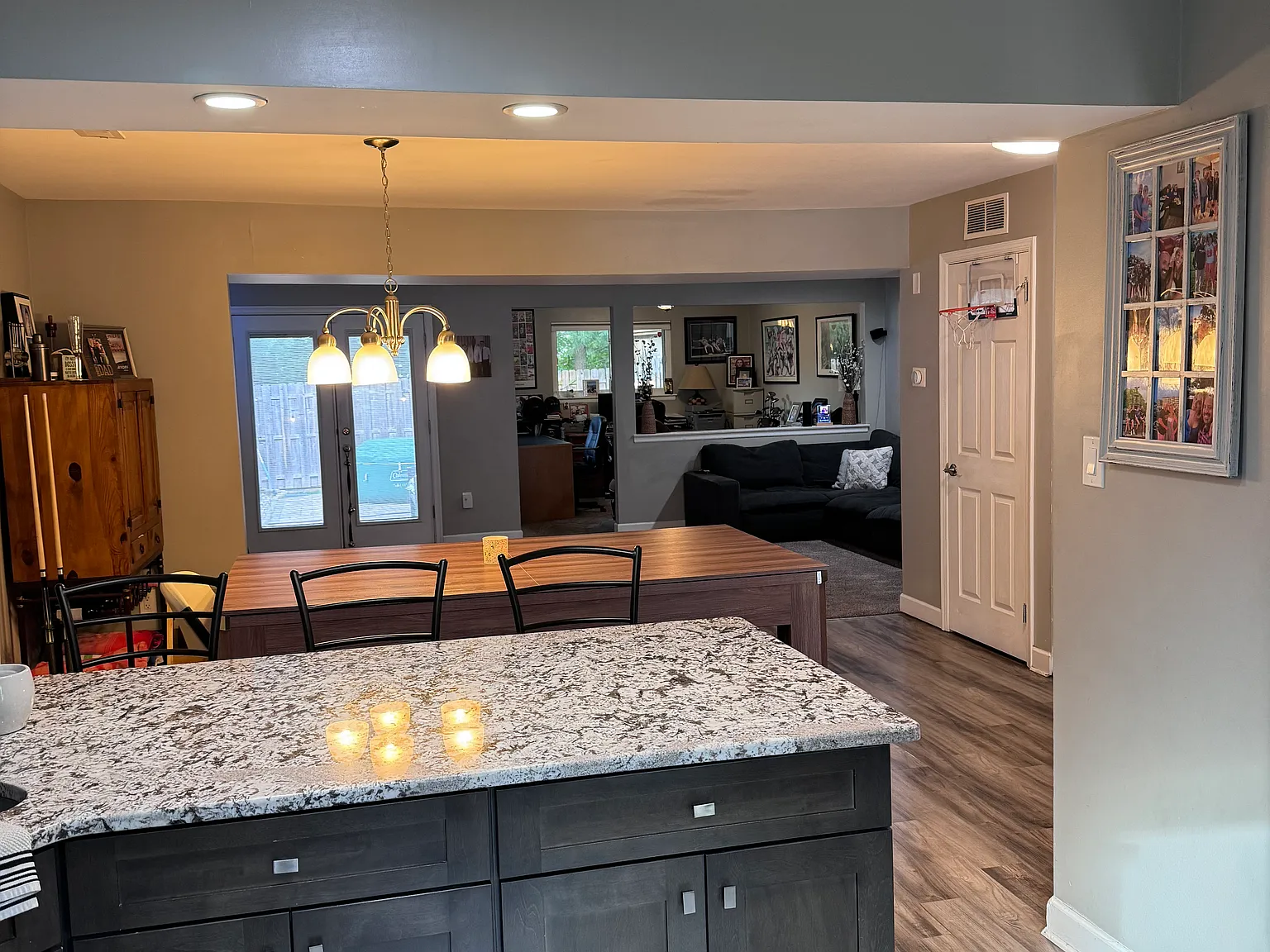 3 bed, 2.5 bath, 1816 sqft, $3,195 — Photo 4