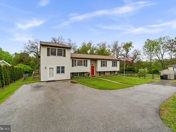 132 Dunrovin Ave, Westminster, MD 21158