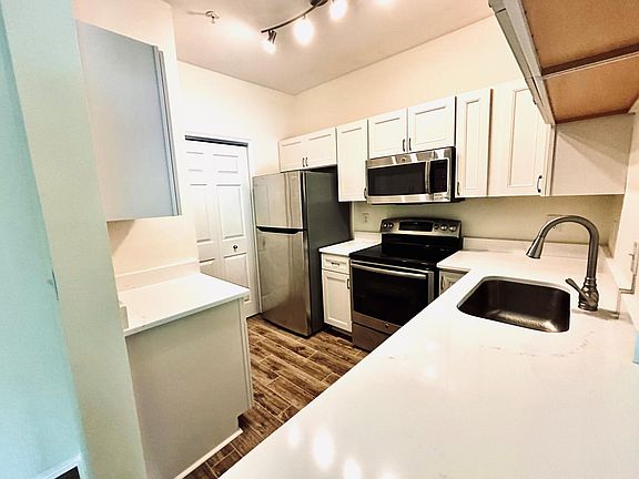 2nd image of 160 Veracruz Dr Unit 438