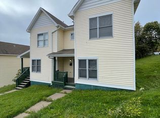 321-323 N 3rd Ave W, Duluth, MN 55806