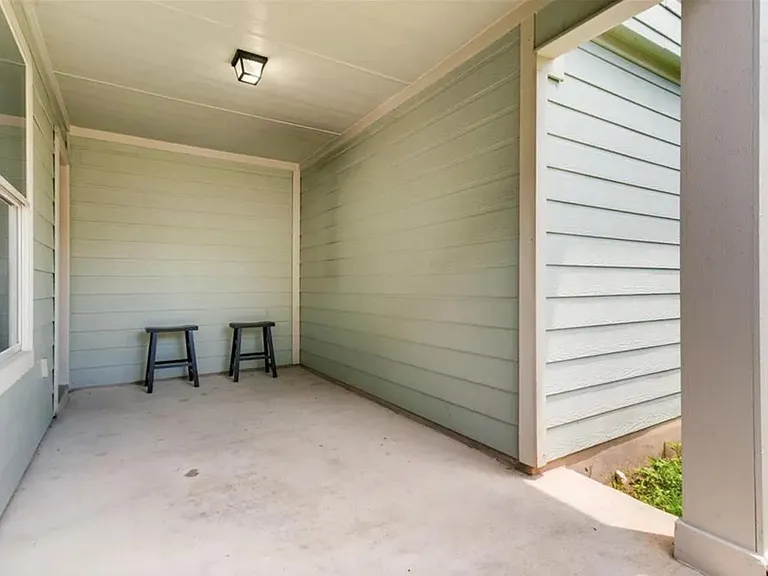 9407 Rowlands Sayle Rd — Photo 10
