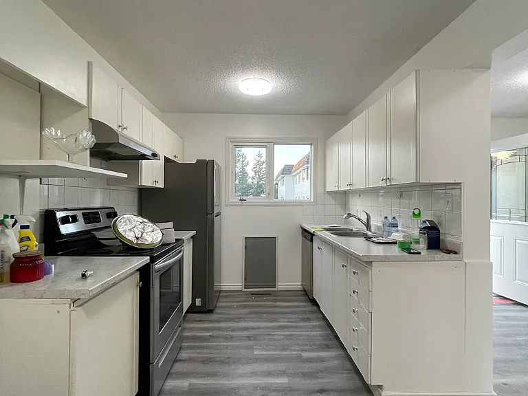 11363 22nd Ave NW — Photo 2