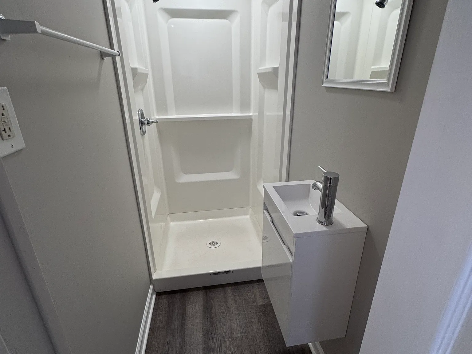 Studio, 500 sqft, $975 — Photo 4