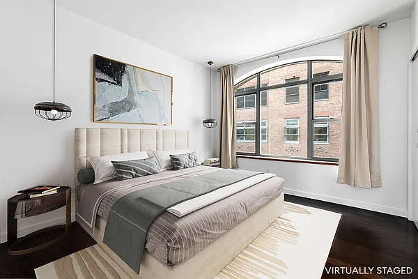 Rented by Douglas Elliman | media 22