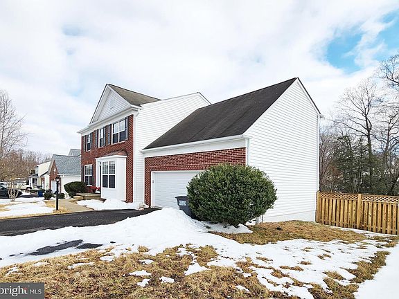 4th image of 5871 Moonbeam Dr