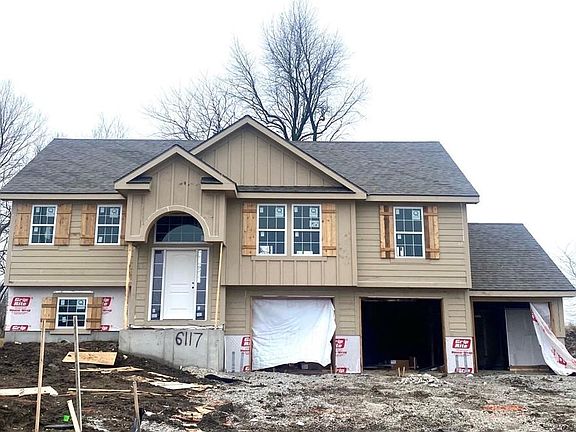 2nd image of 6117 NE 118th St