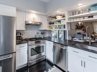 51 Cornhill Pl, Rochester, NY 14608