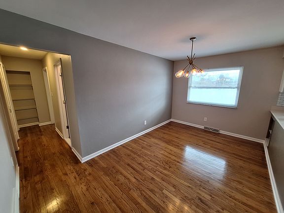 Dining room with lake view