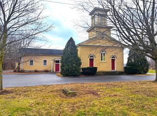 7068 N Bergen Rd, Bergen, NY 14416